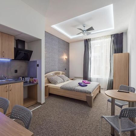 70S Guest Room Краків Екстер'єр фото