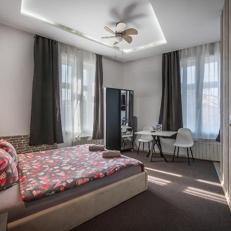 70S Guest Room Краків Екстер'єр фото