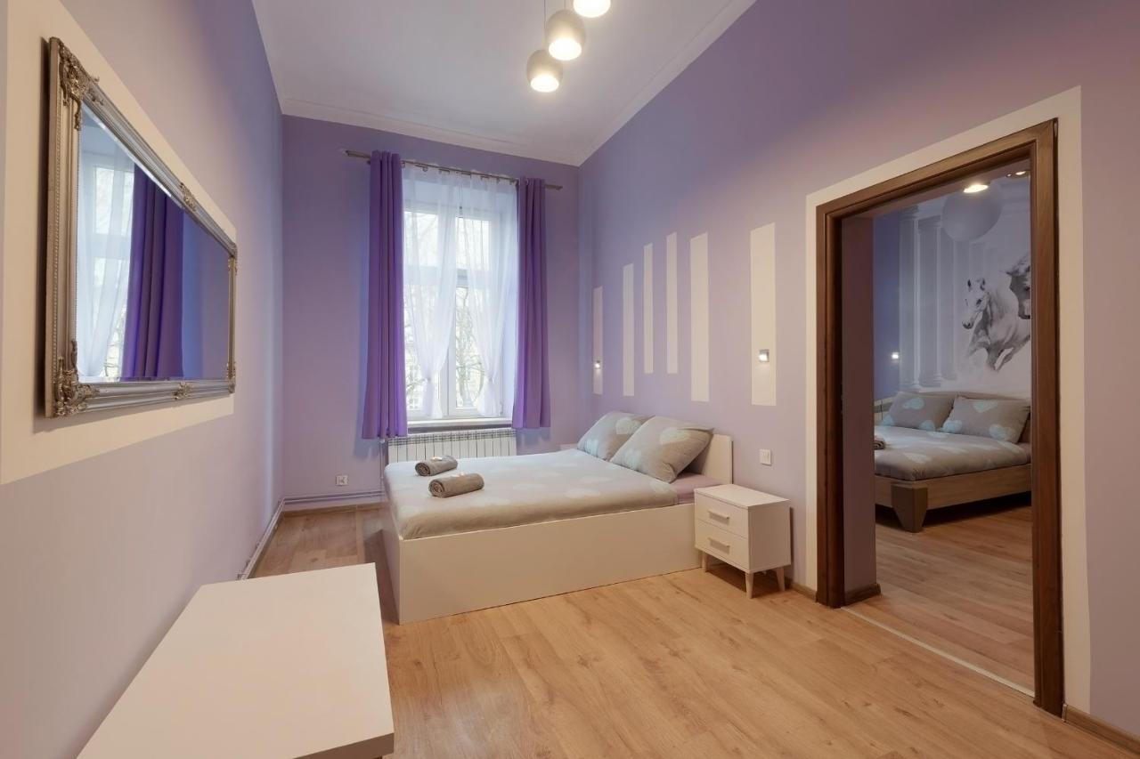 70S Guest Room Краків Екстер'єр фото