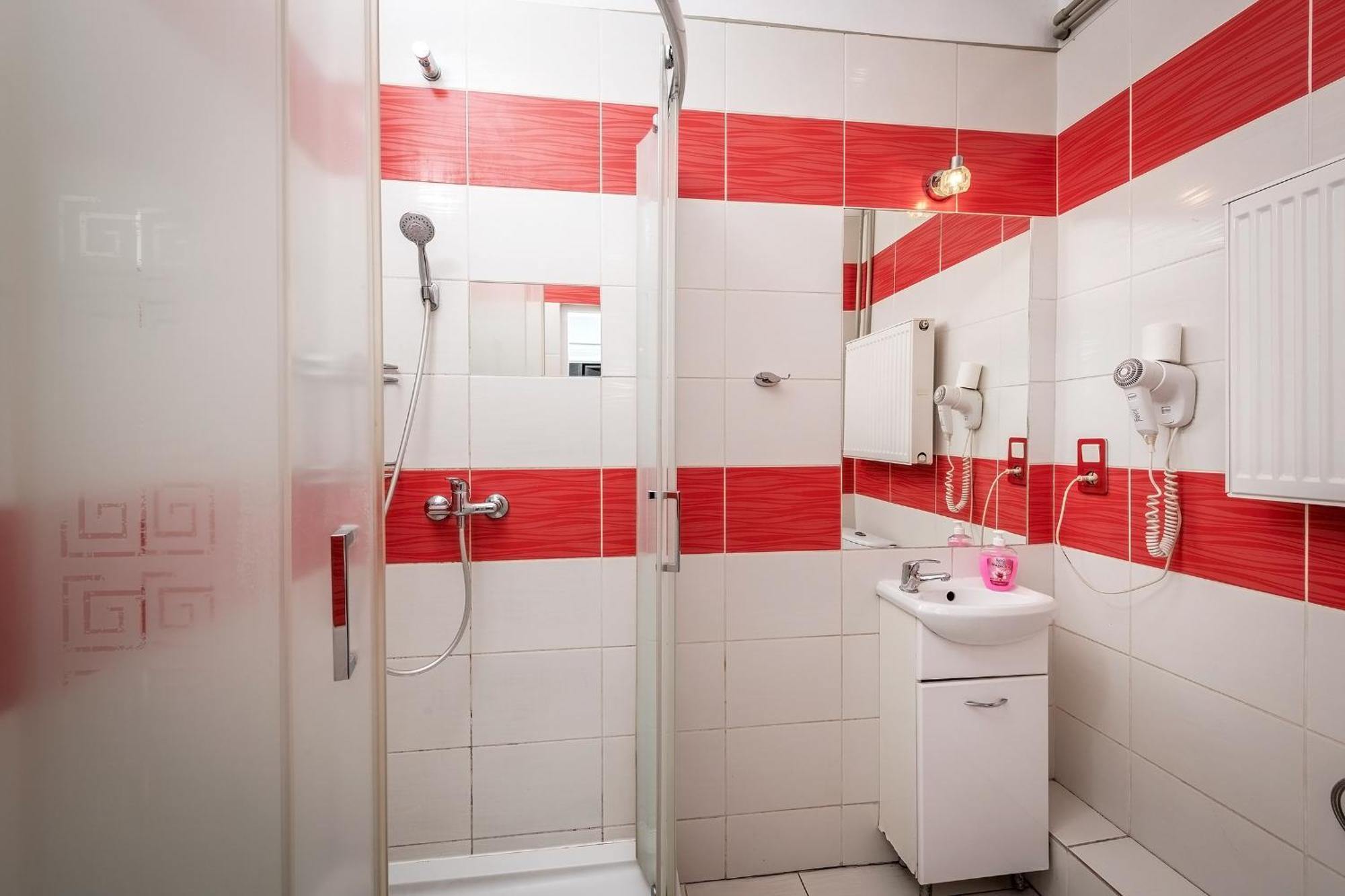 70S Guest Room Краків Екстер'єр фото