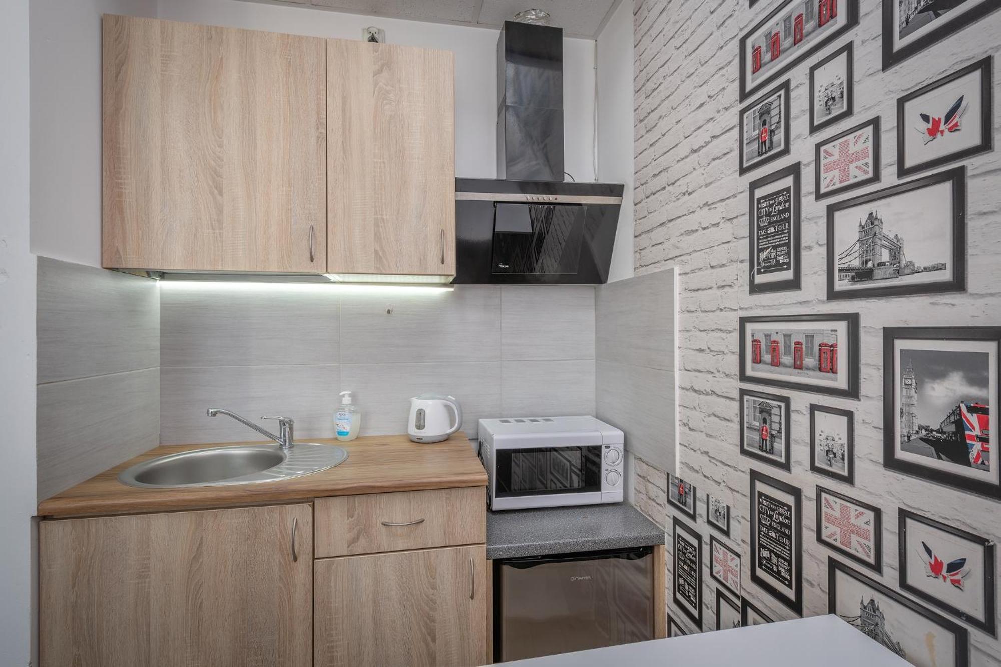 70S Guest Room Краків Екстер'єр фото