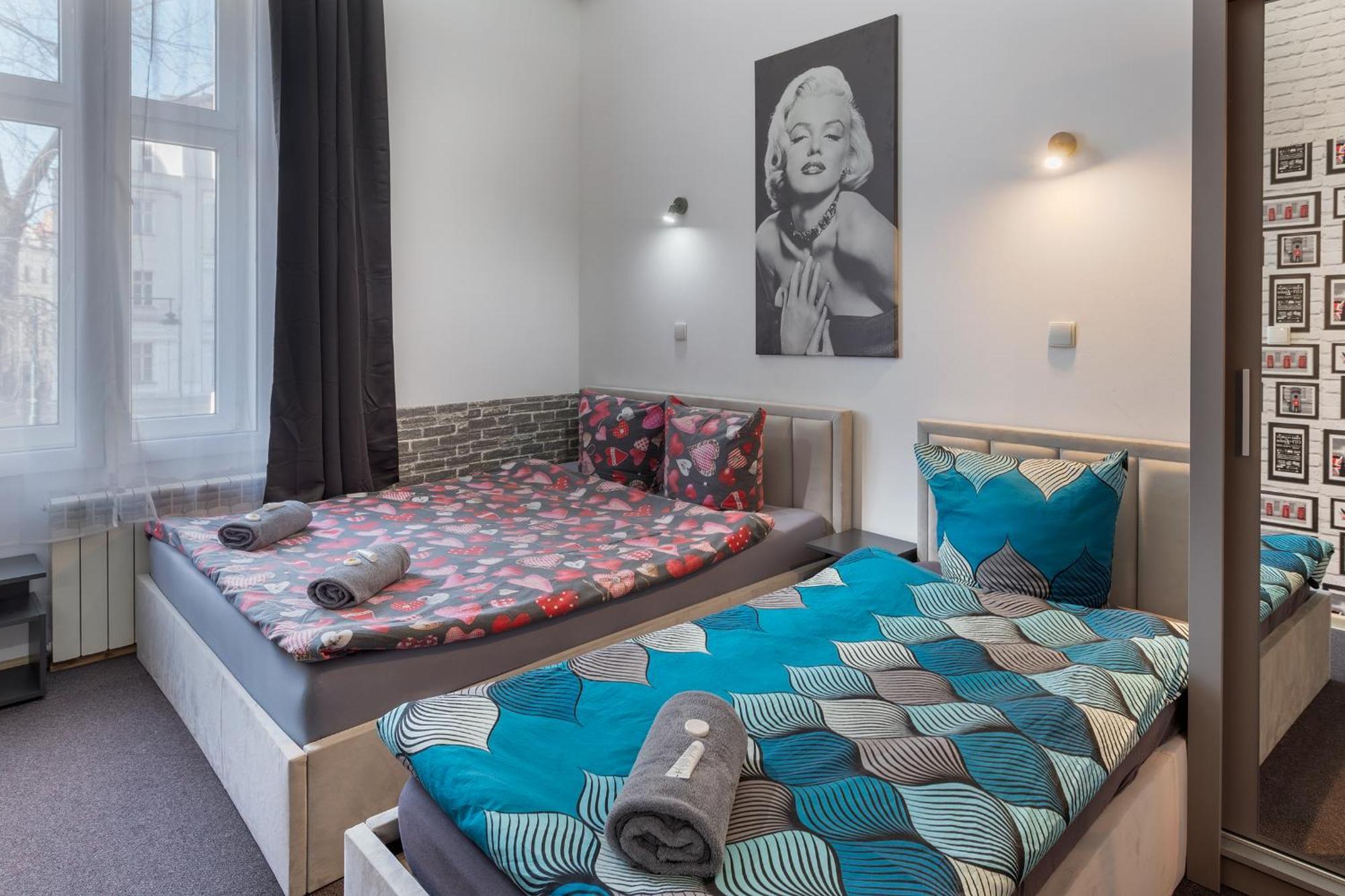 70S Guest Room Краків Екстер'єр фото