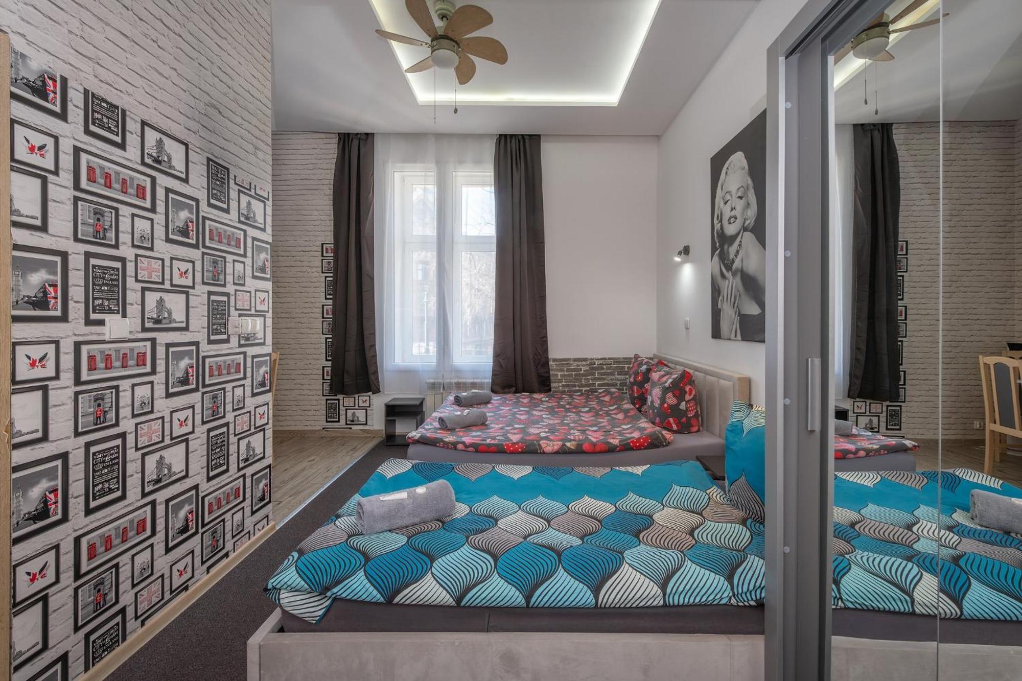 70S Guest Room Краків Екстер'єр фото